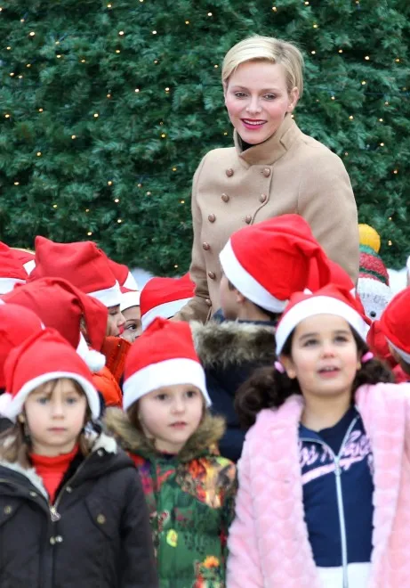 4404724-ksiezna-charlene.jpg