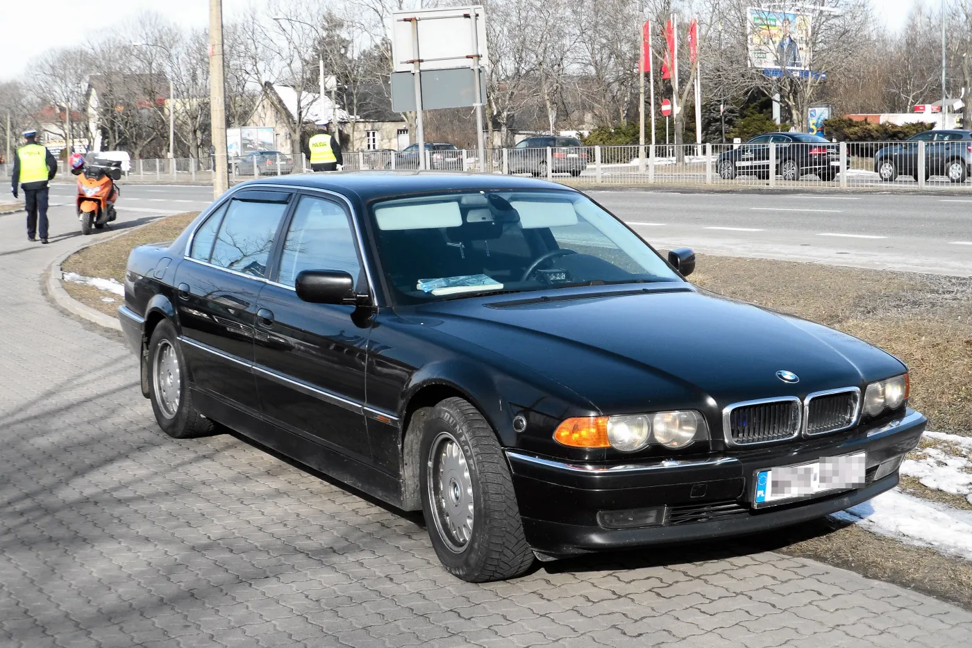 4839647-bor130327-053286.jpg