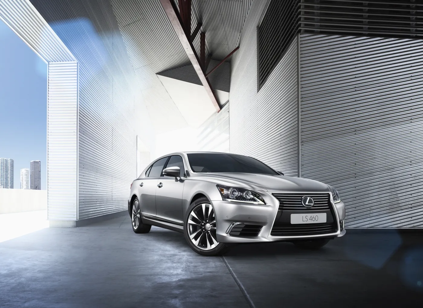4893914-ls460-exterior-7.jpg