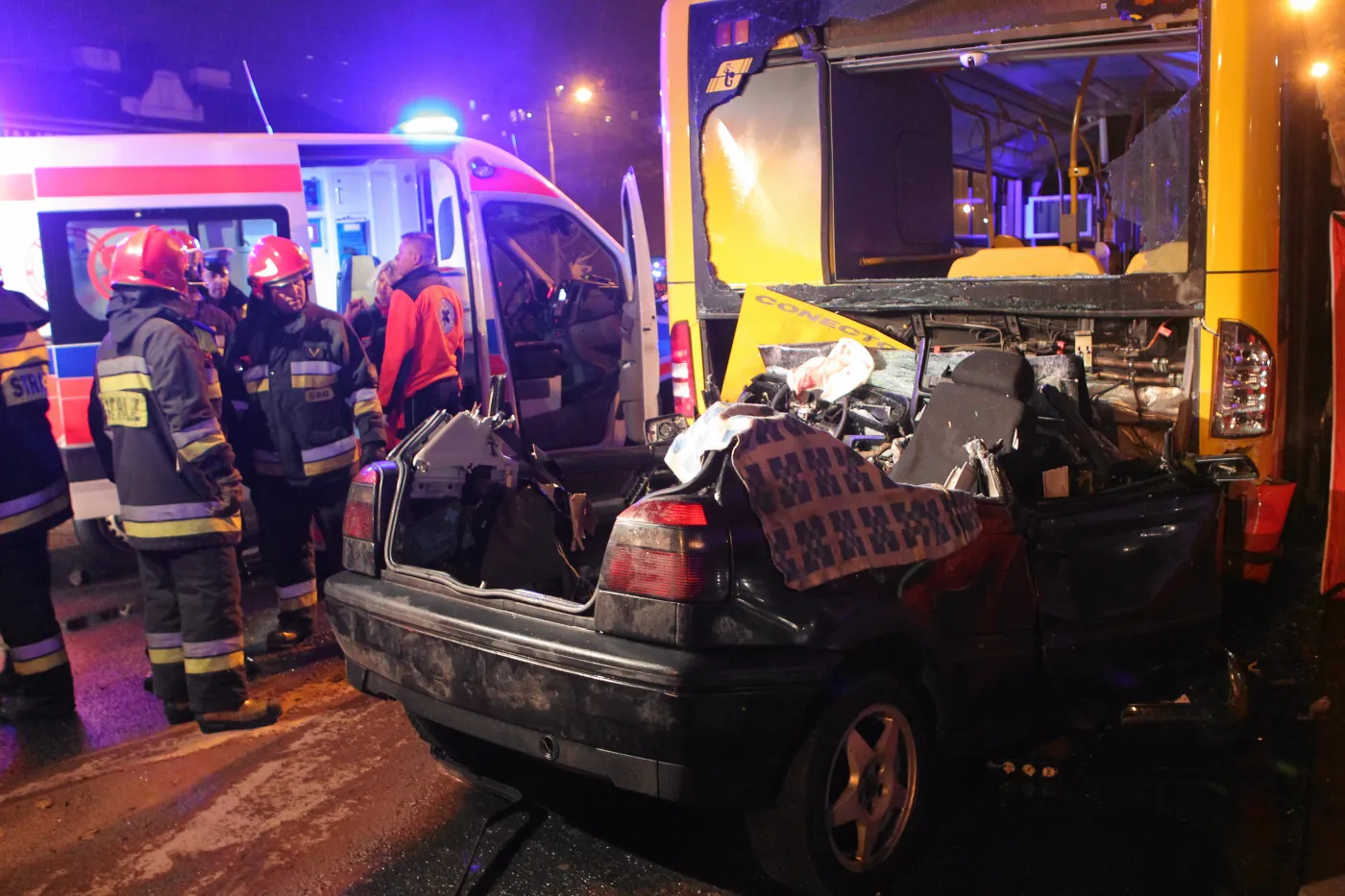 Policja podlicza statystyki. Teraz w Polsce jest mniej wypadków niż w 1975