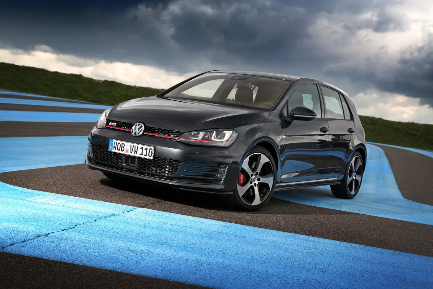 4979102-gti-20130424116.jpg