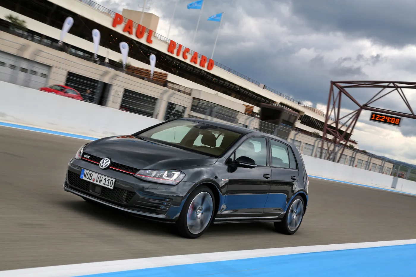 4979161-gti-20130424037.jpg