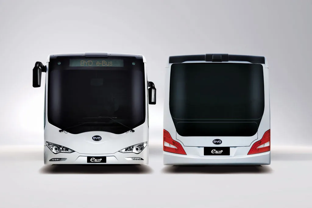 4993299-ebus-exterior-02.jpg