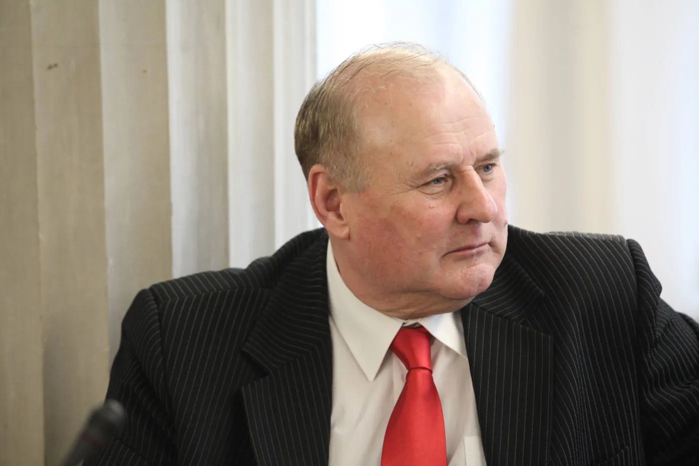 5042606-jan-tomaszewski.jpg