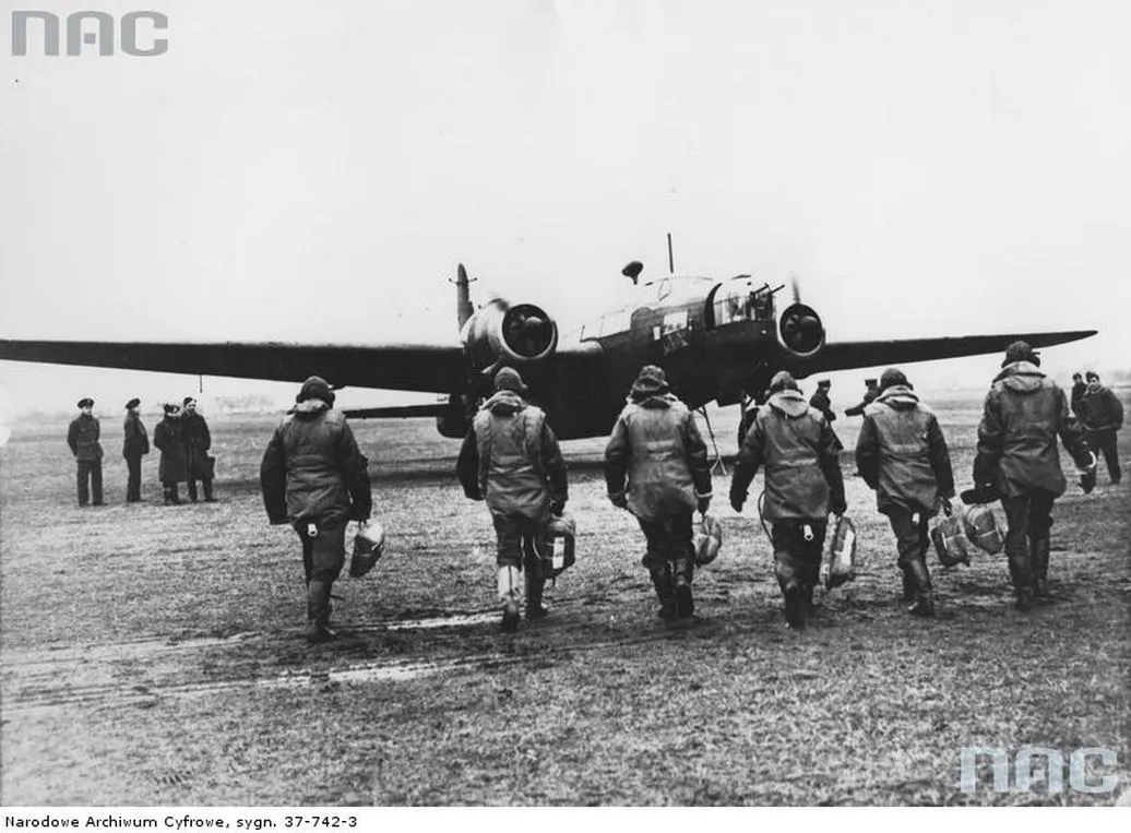 4672501-samolot-wellington.jpg