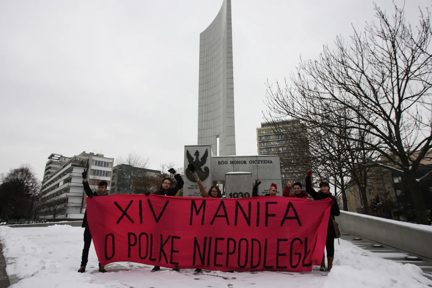 Manifa w Warszawie. Przepychanki i ostre słowa. ZDJĘCIA