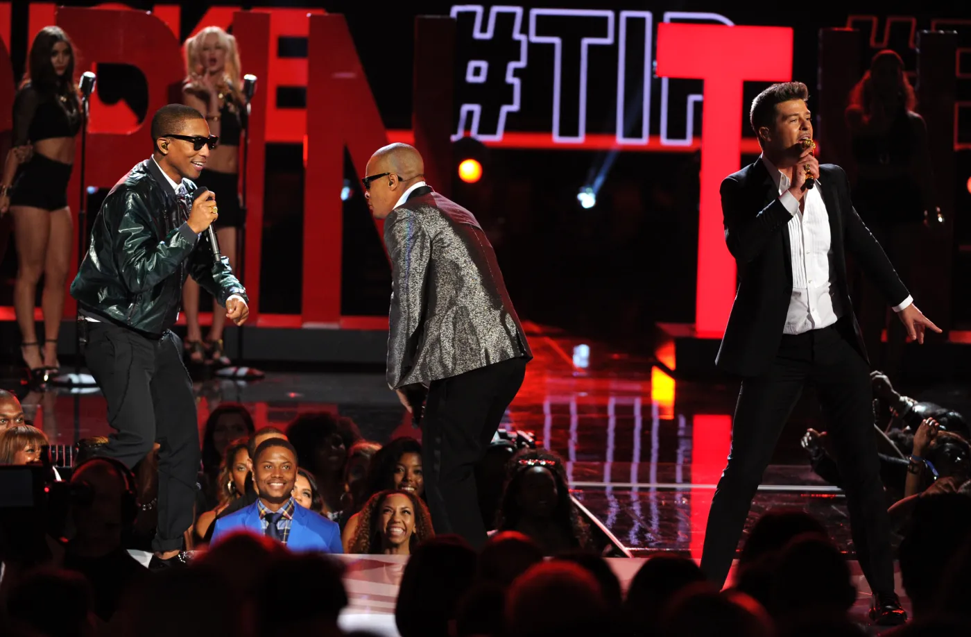 5213201-robin-thicke-feat.jpg