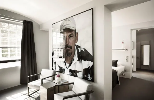 5273097-hotel-w-wiezieniu.jpg