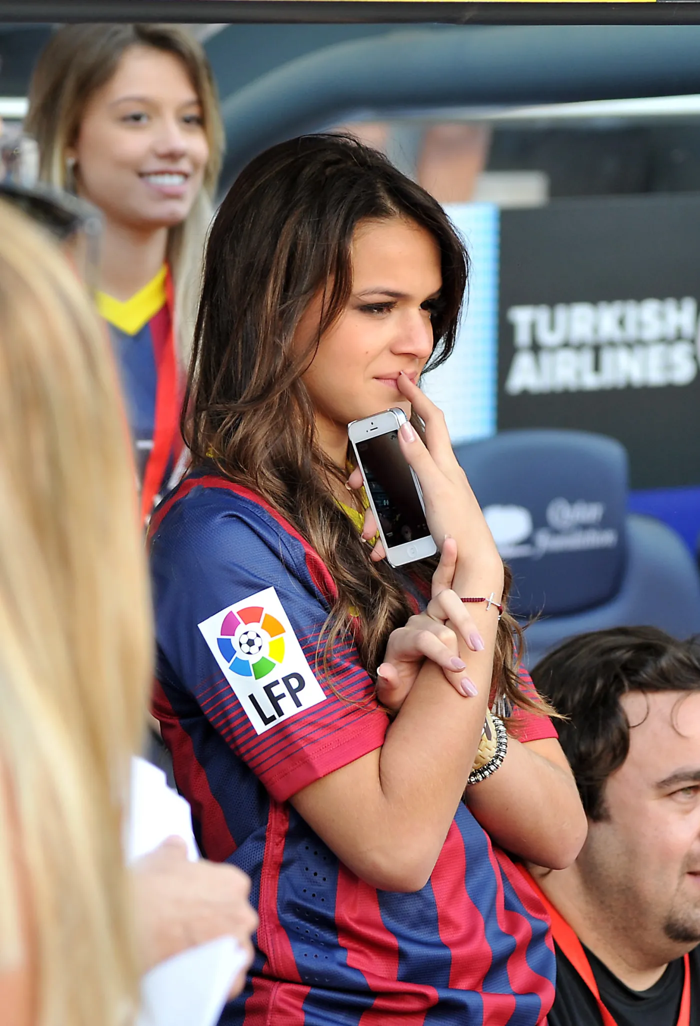 5285350-bruna-marquezine.jpg
