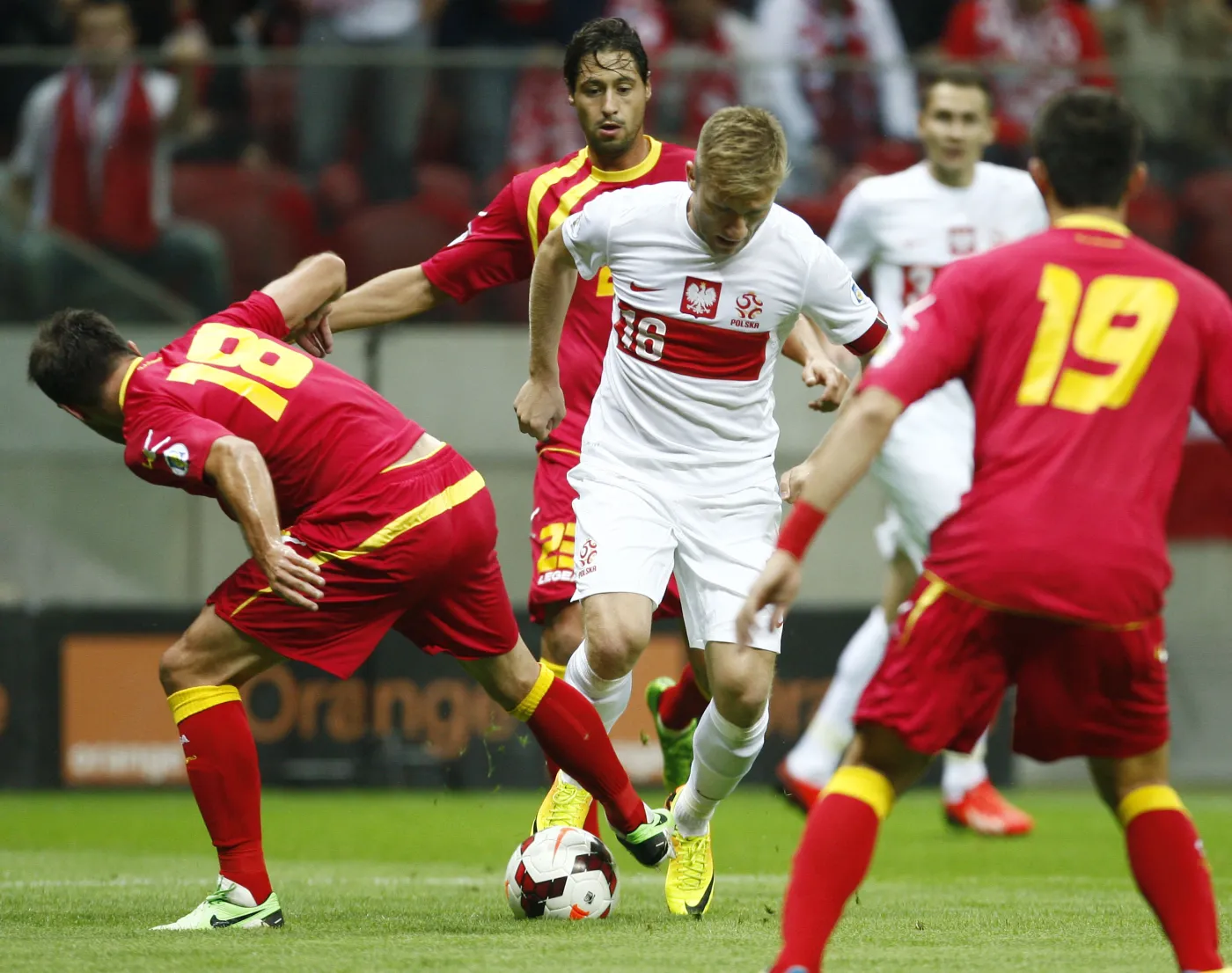 5377411-polska-czarnogora.jpg
