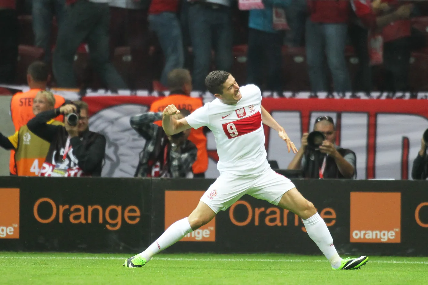 5377614-polska-czarnogora.jpg