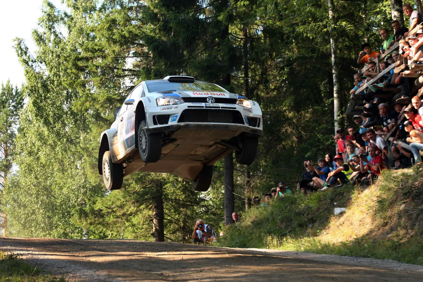Sebastien Ogier prowadzi w Rajdzie Australii