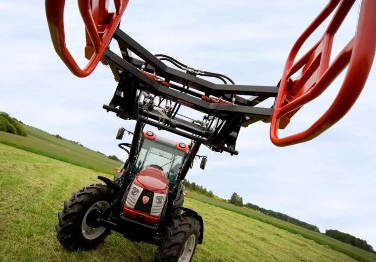  Traktor 