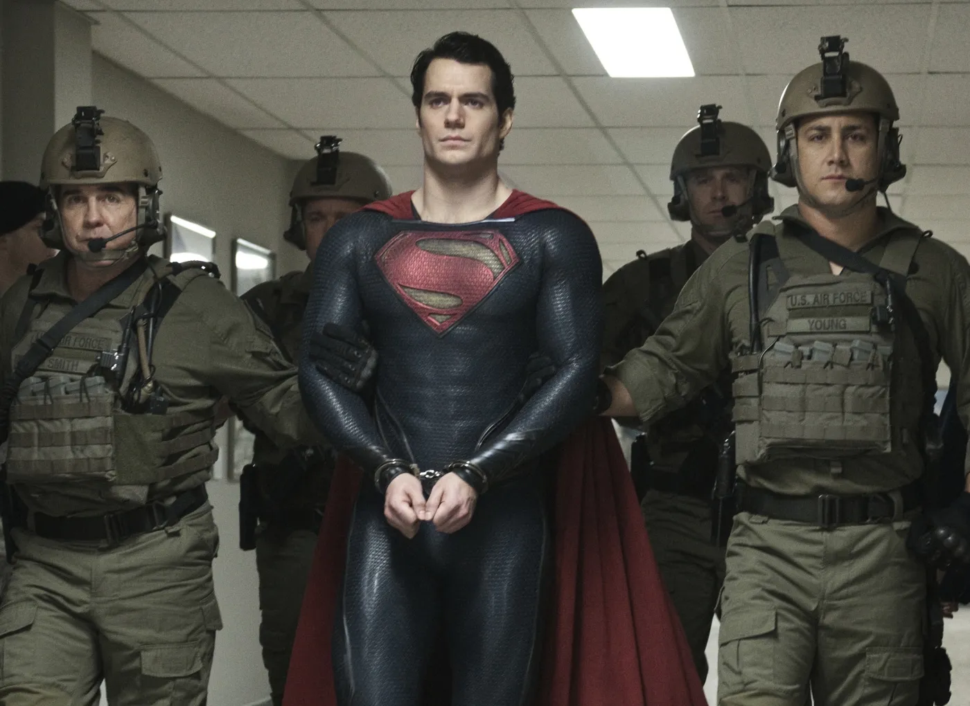 "Człowiek ze stali" – Superman nieco odbrązowiony