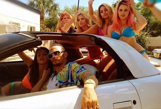 4676945-spring-breakers.jpg