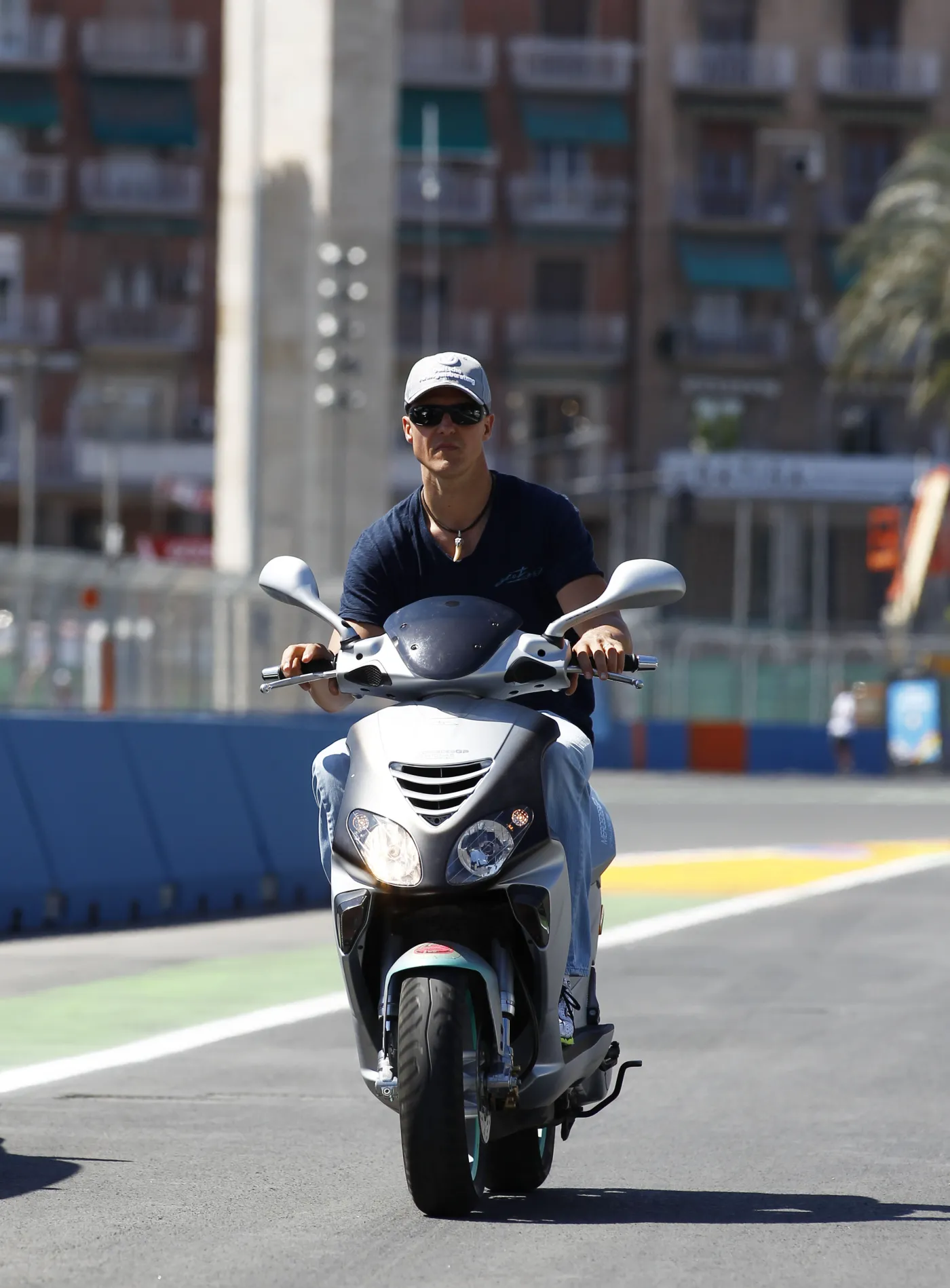 5780614-michael-schumacher.jpg