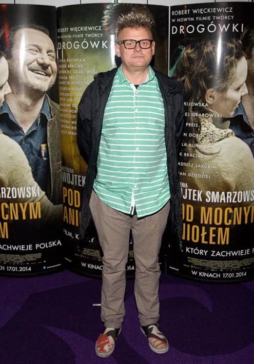 5831205-pod-mocnym-aniolem.jpg