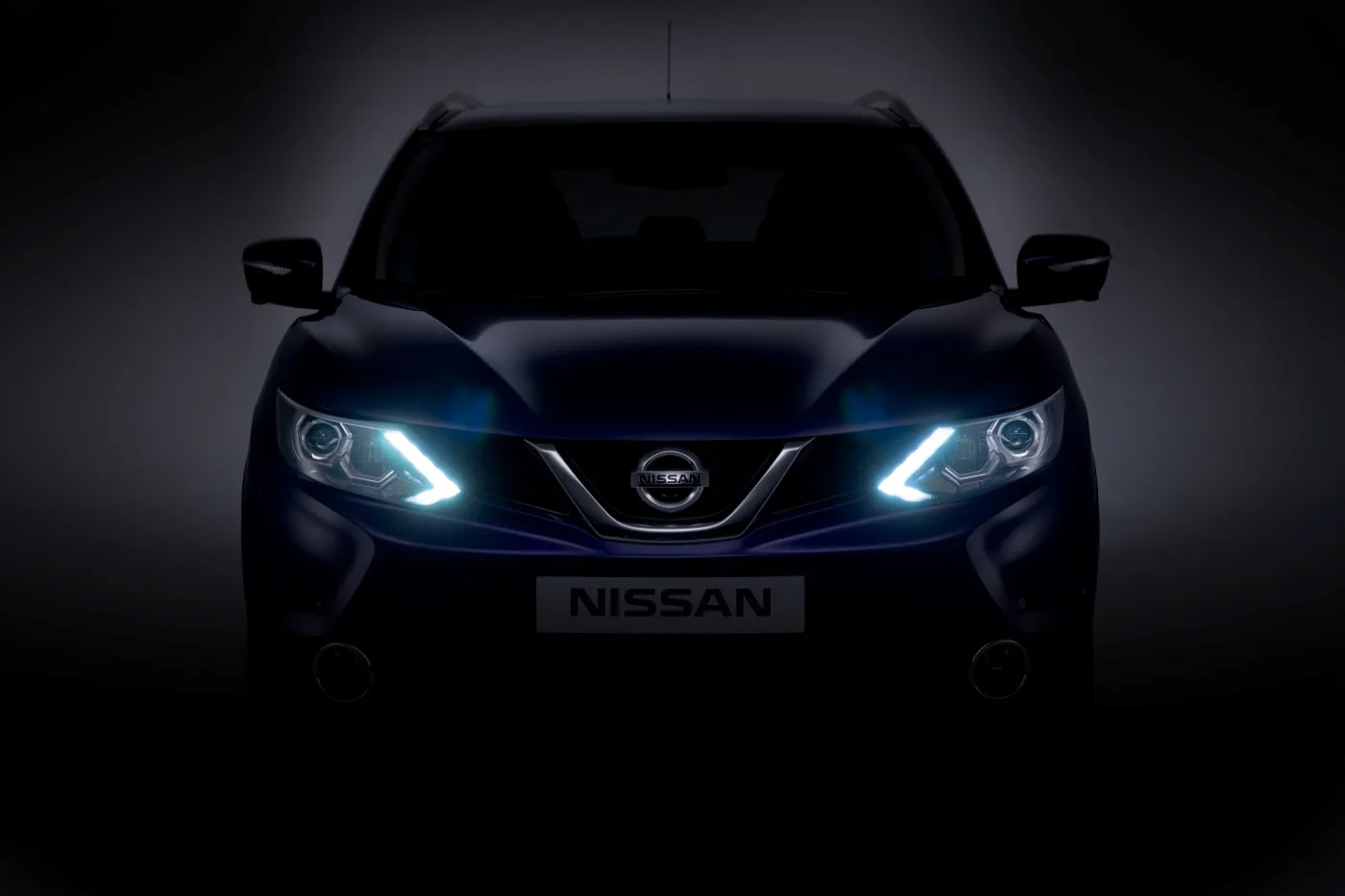 Nissan ujawnia pierwsze zdjęcia przed premierą! Nowy qashqai