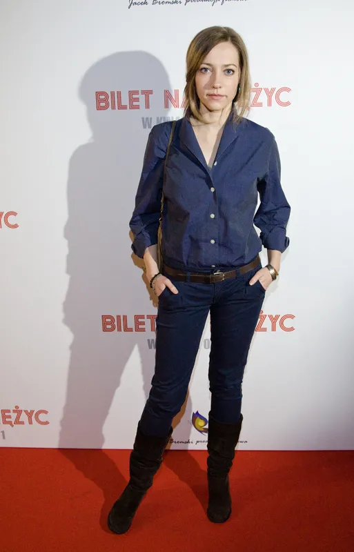 5599754-bilet-na-ksiezyc.jpg