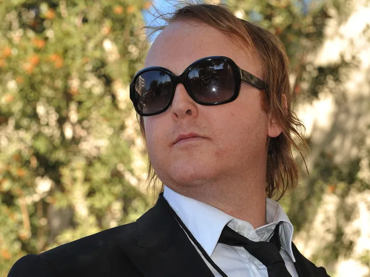 3713262-james-mccartney.jpg