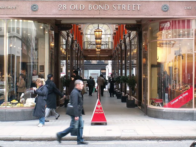 5628809-new-bond-street.jpg