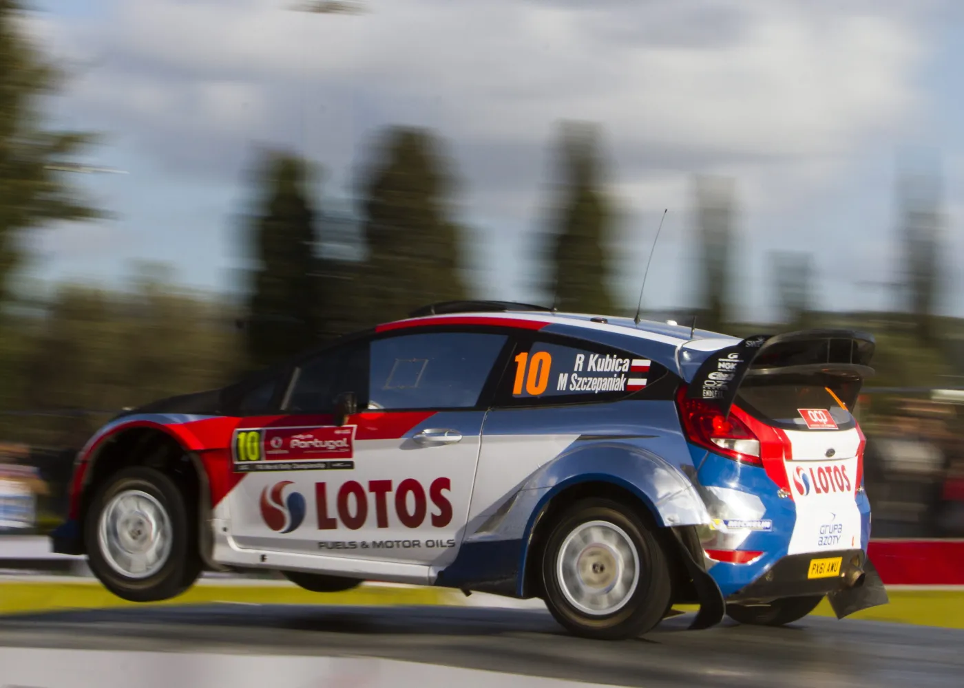 6130803-robert-kubica-9.jpg