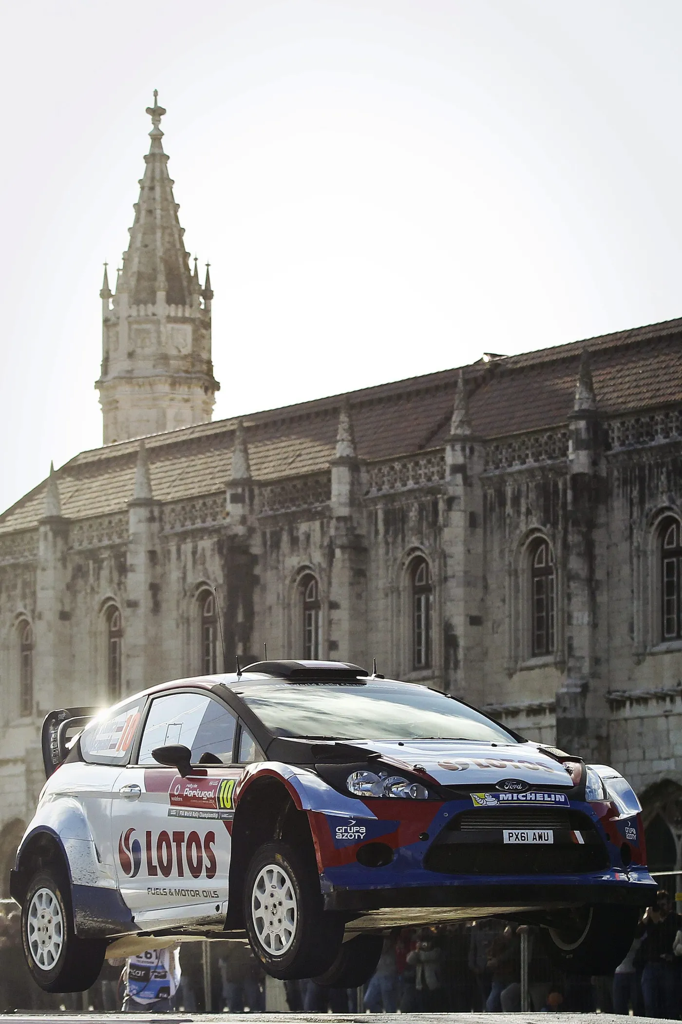 6130919-robert-kubica-9.jpg