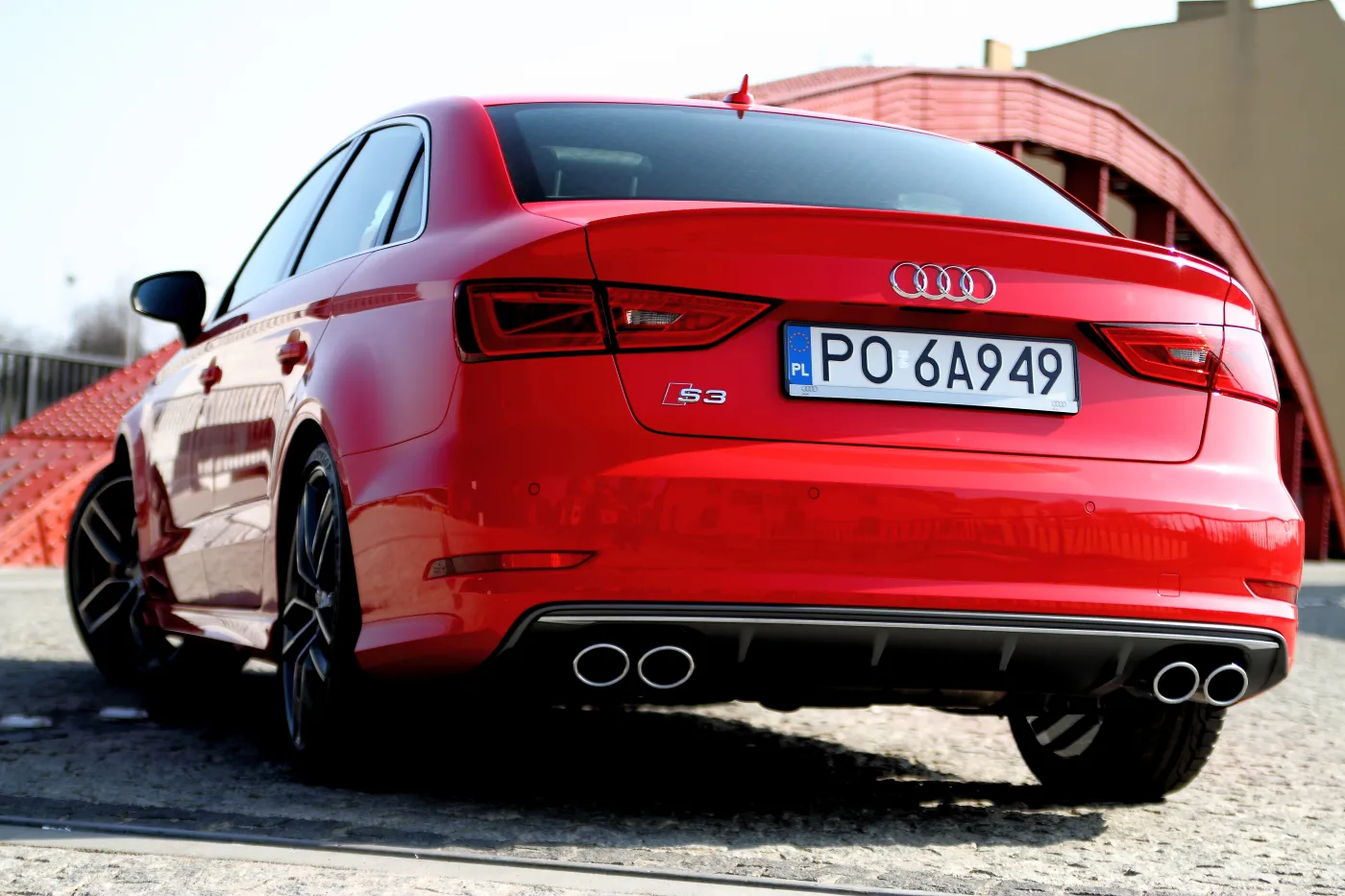 6137795-audi-s3-300-km-005.jpg