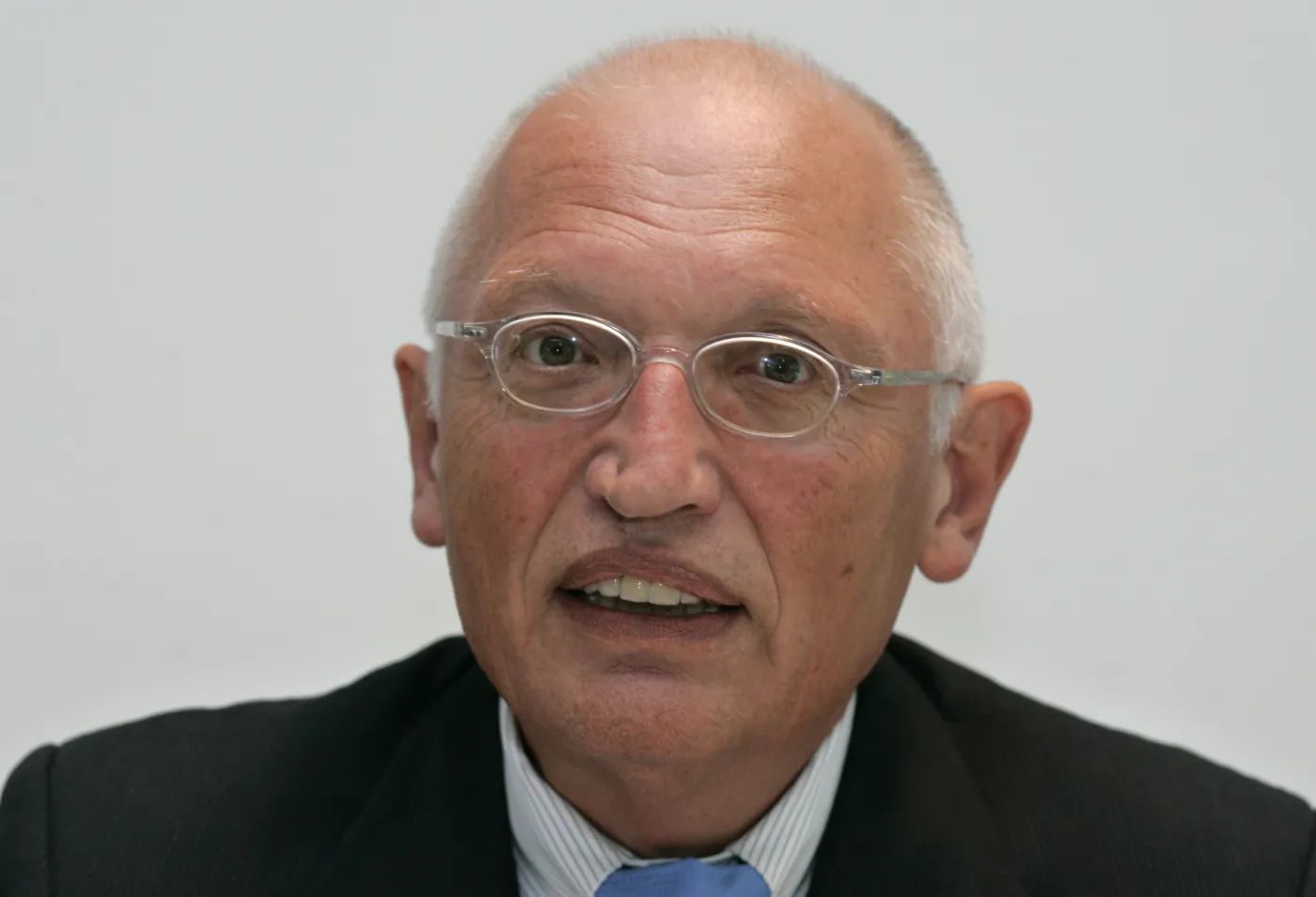 6191528-guenter-verheugen.jpg