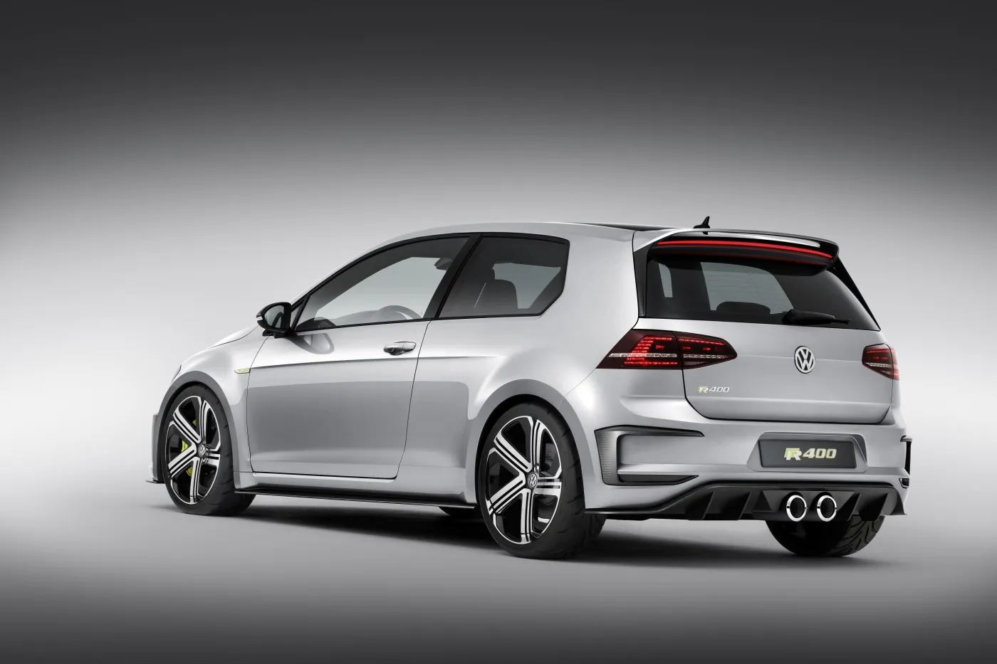 6191238-the-golf-r-400-04.jpg