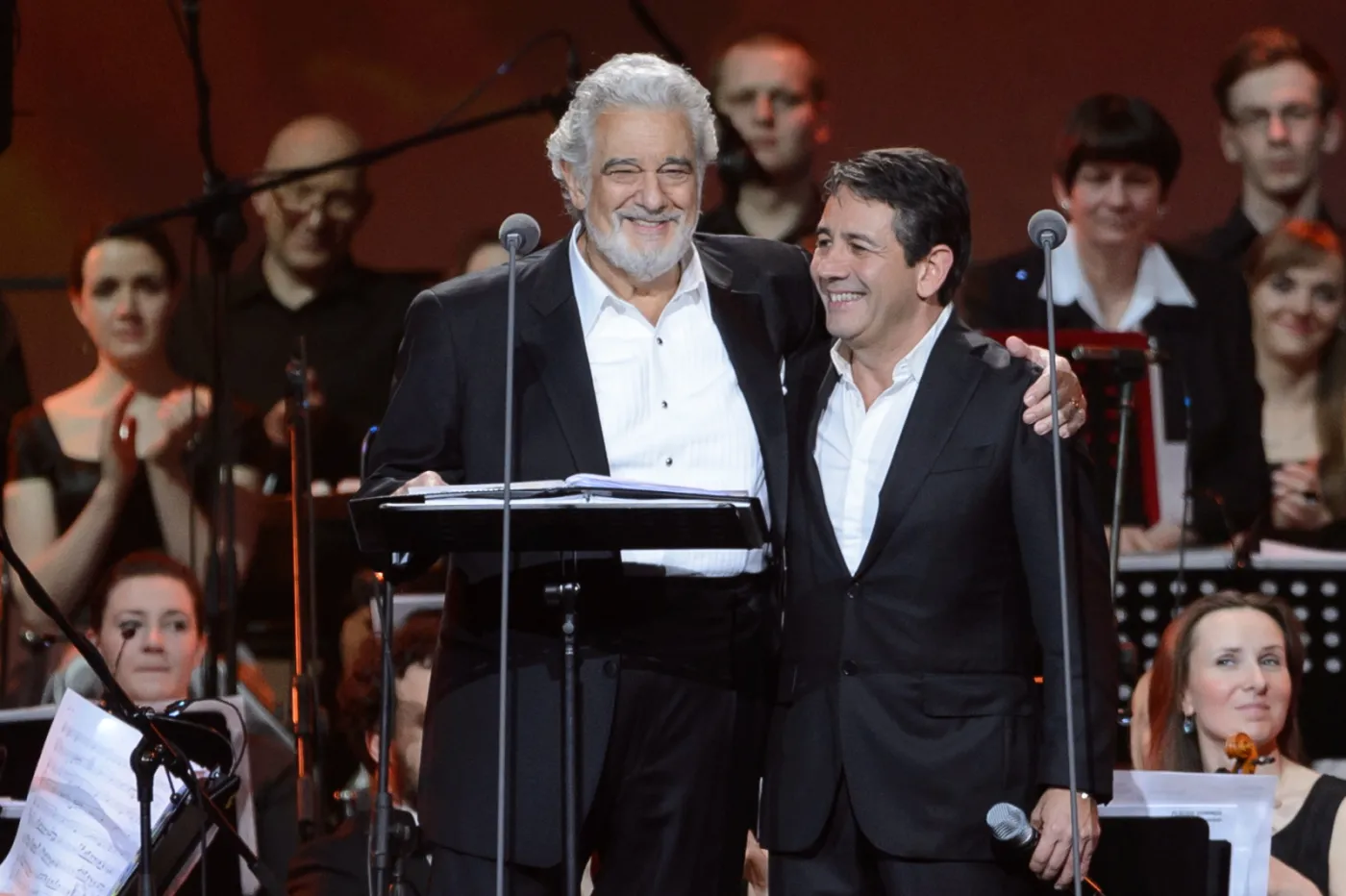 6214447-placido-domingo.jpg