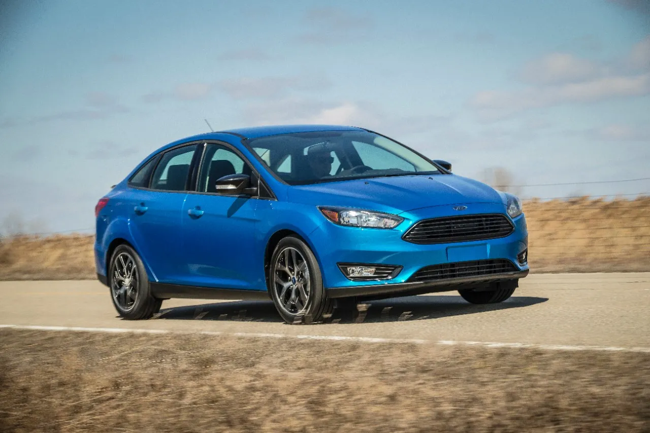 6217519-15fordfocus-10-hr.jpg