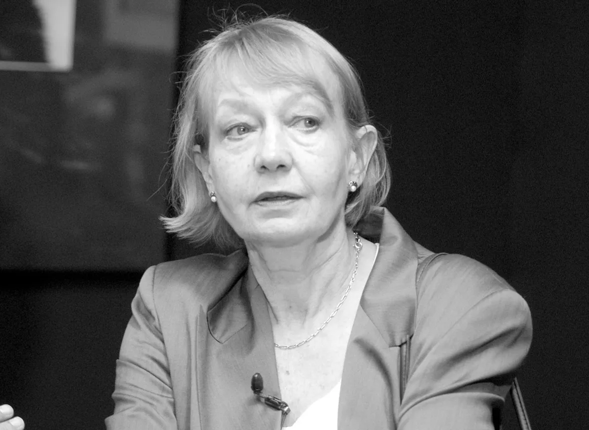6222689-elzbieta-czyzewska.jpg