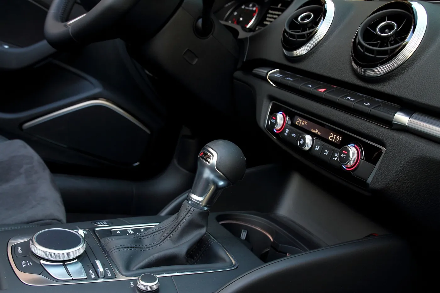 6223055-audi-a3-cabrio-020.jpg