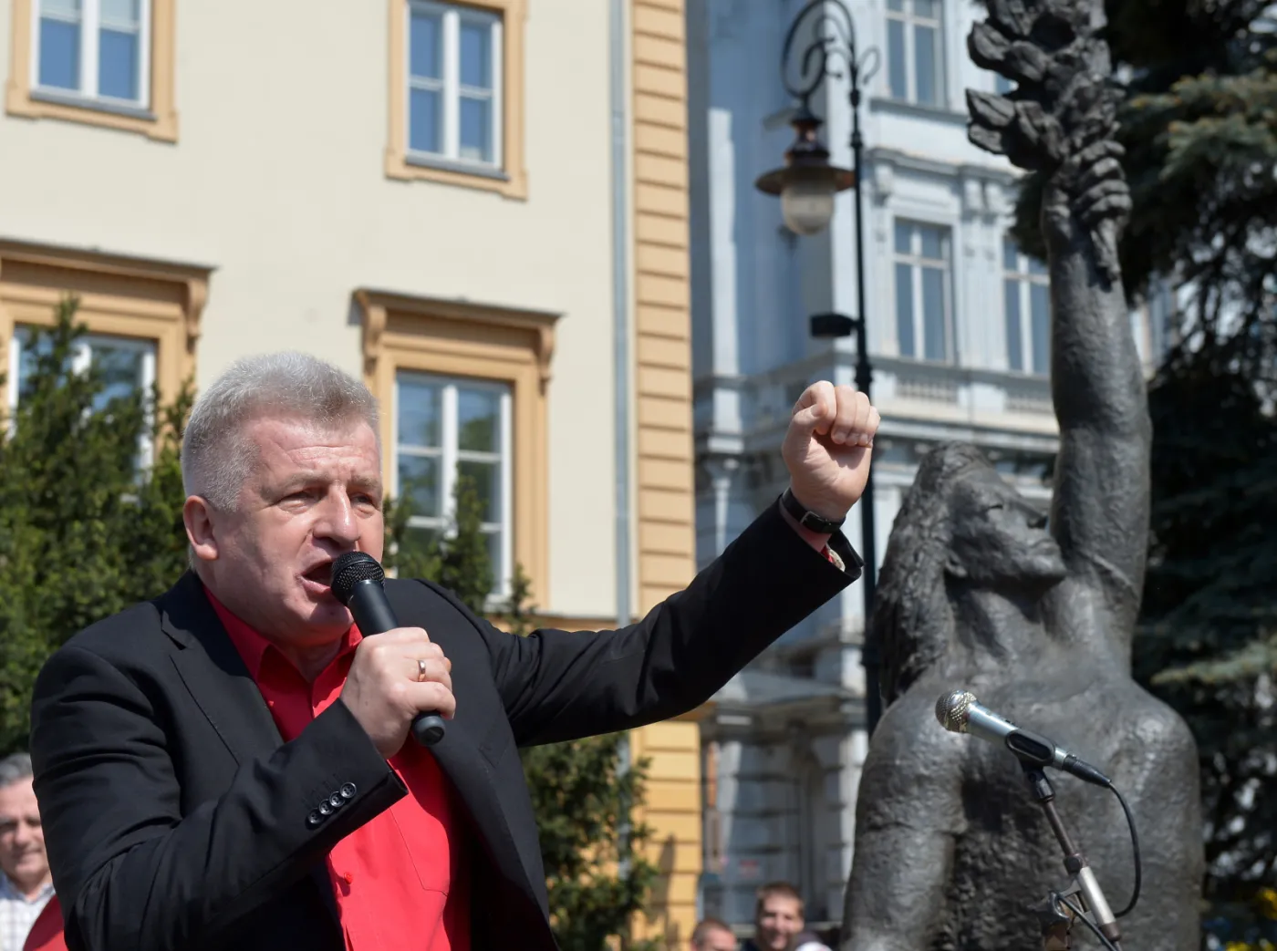6232892-piotr-ikonowicz.jpg