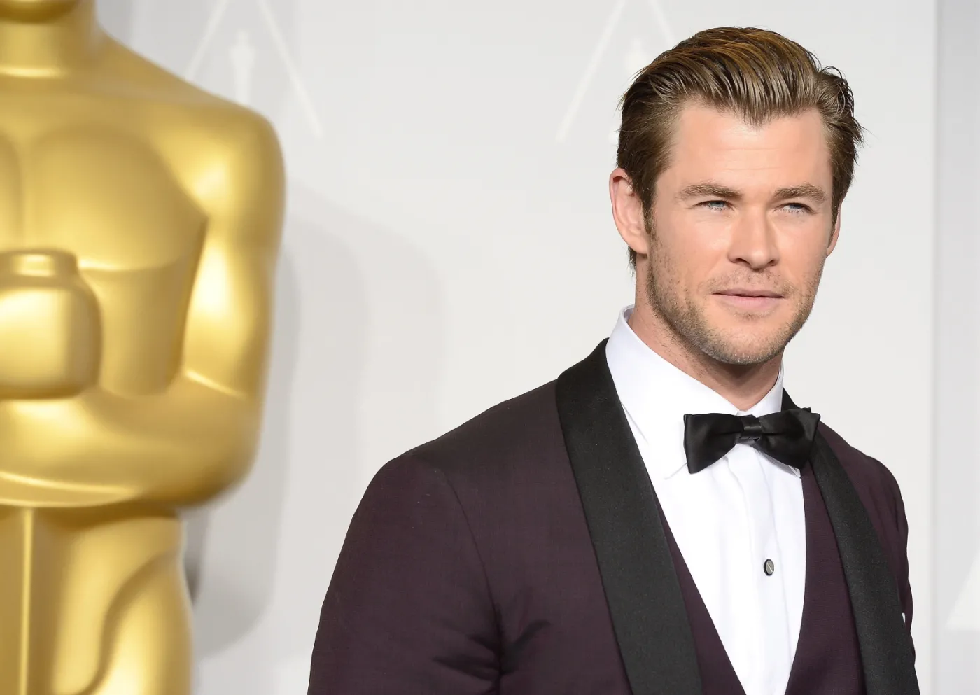 6000565-chris-hemsworth.jpg