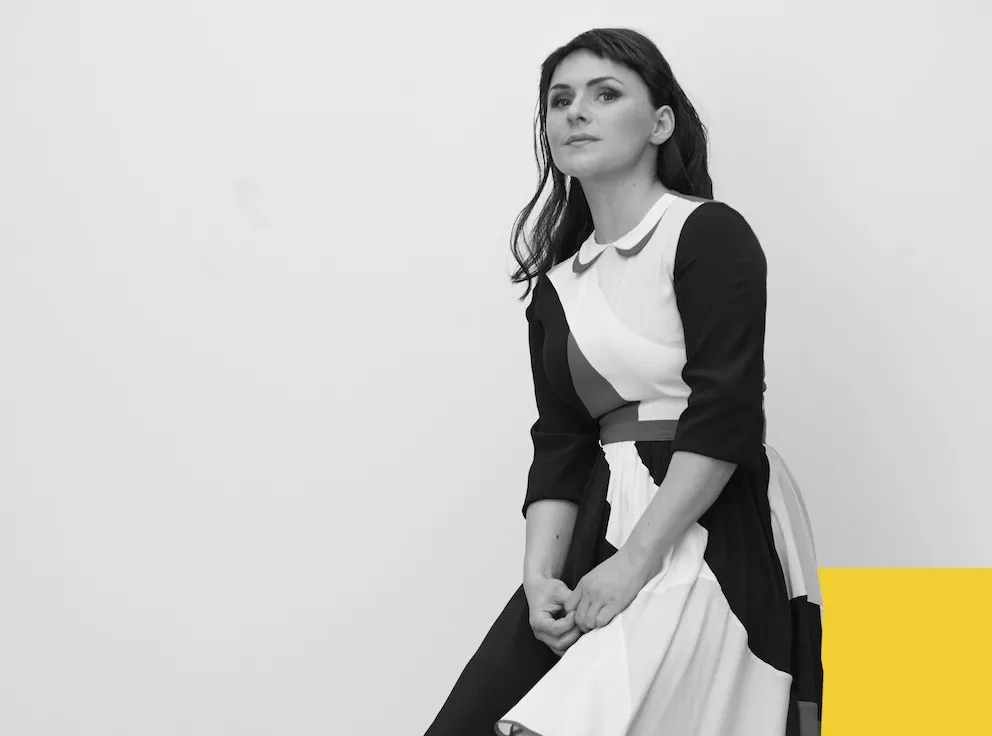 5404308-emiliana-torrini.jpg