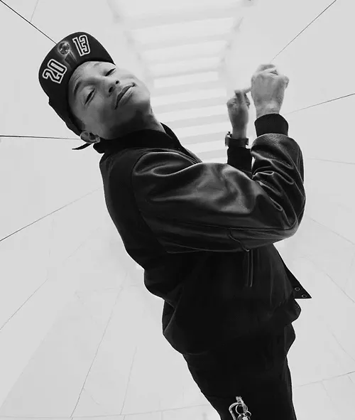6558906-pharrell-williams.png