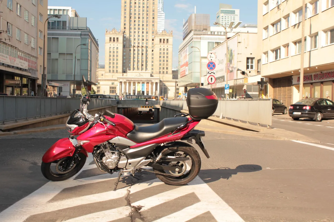 Suzuki inazuma 250 