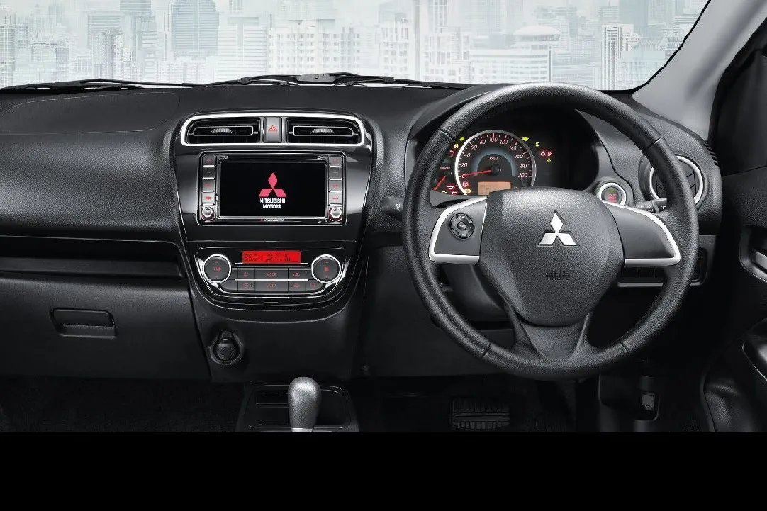 6600611-mitsubishi-attrage.jpg