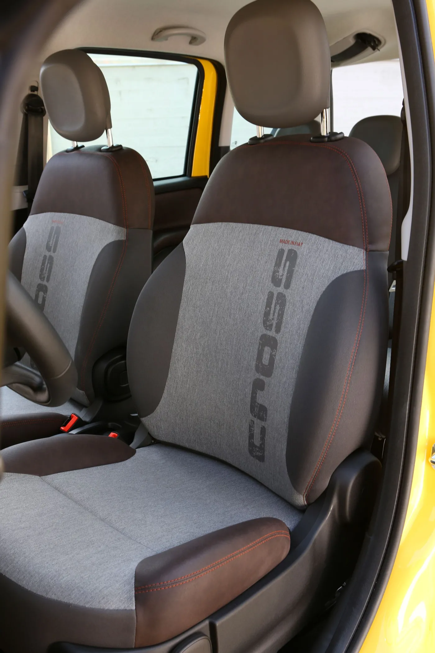 6616350-fiat-panda-cross.jpg