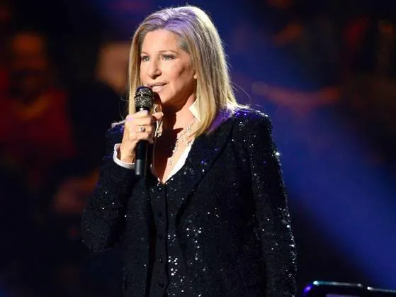 6661080-barbra-streisand.jpg