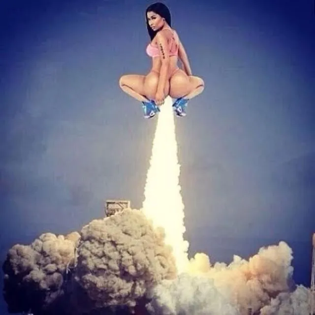 6670283-pupa-nicki-minaj.jpg