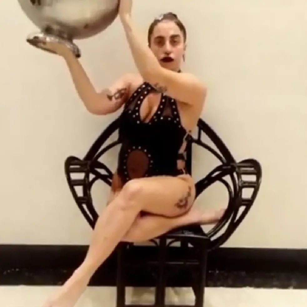 6694781-splash-lady-gaga.jpg