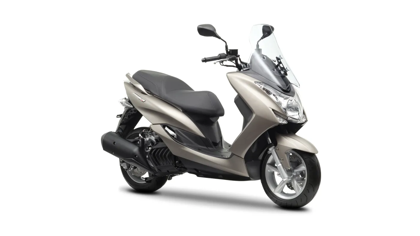 6708691-yamaha-majesty-s.jpg