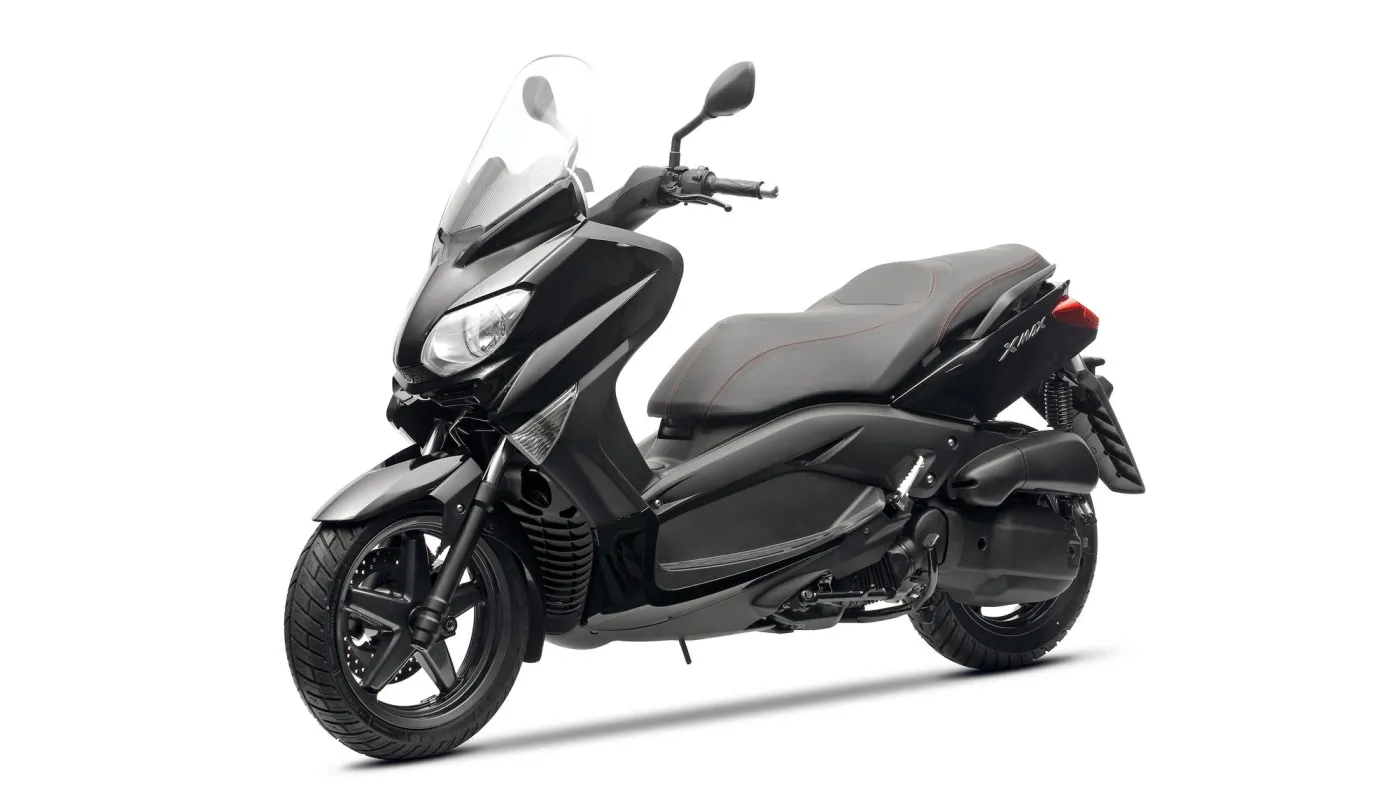 6708720-yamaha-x-max-125.jpg