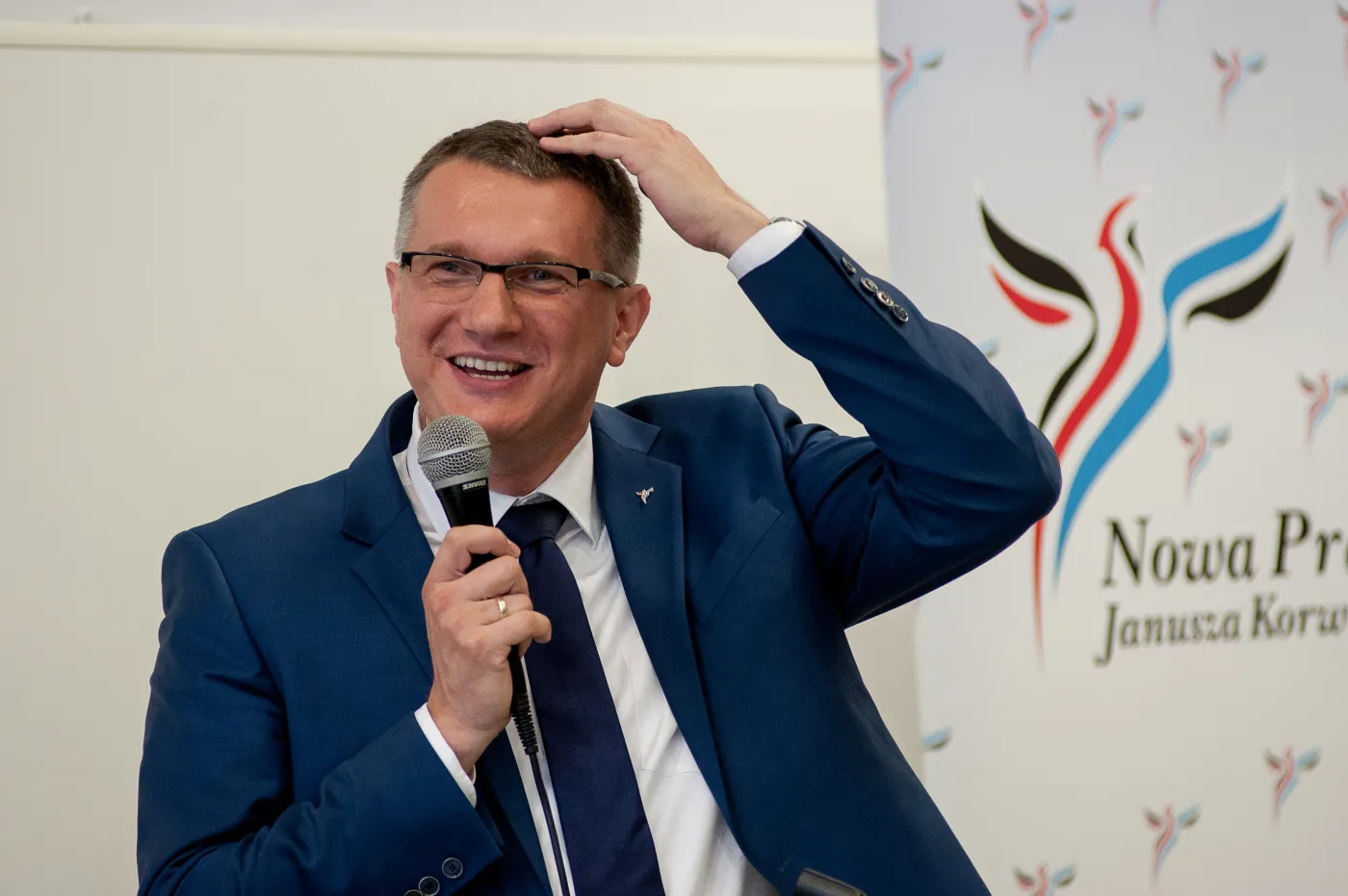 6763678-przemyslaw-wipler.jpg