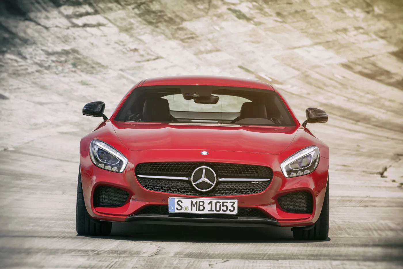 6796602-mercedes-amg-gt.jpg