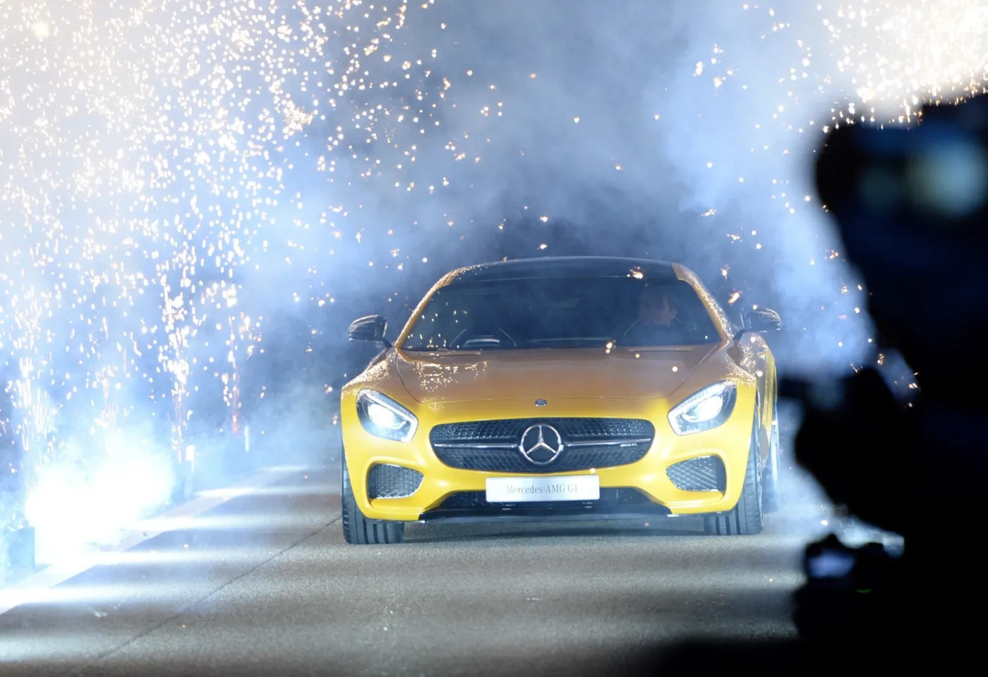 Nowy mercedes AMG-GT. Zdjęcia z sensacyjnej premiery niemieckiego giganta