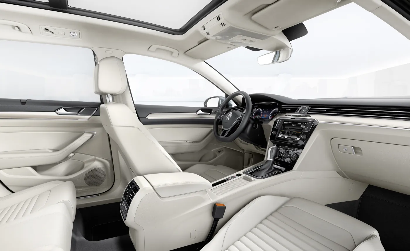 6536531-volkswagen-passat.jpg